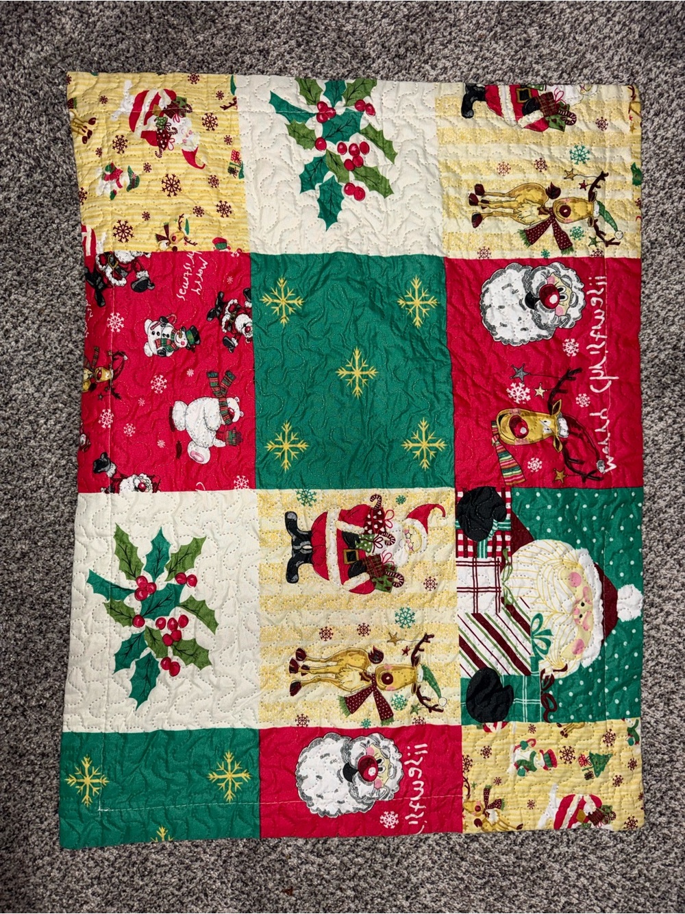 Vintage Festive Patchwork Christmas Throw pillow case - Red, Green, Cream